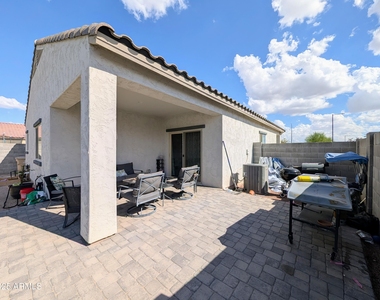 24458 W Verlea Drive - Photo Thumbnail 43