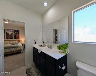 24458 W Verlea Drive - Photo Thumbnail 29