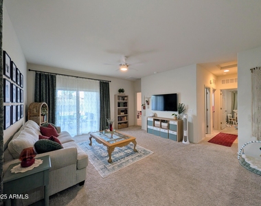 24458 W Verlea Drive - Photo Thumbnail 20