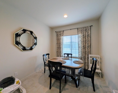 24458 W Verlea Drive - Photo Thumbnail 17