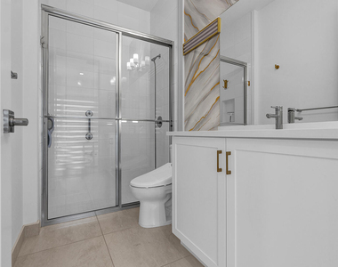 9524 Riverside Park Drive - Photo Thumbnail 22