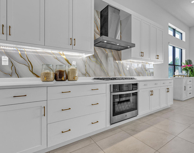 9524 Riverside Park Drive - Photo Thumbnail 8