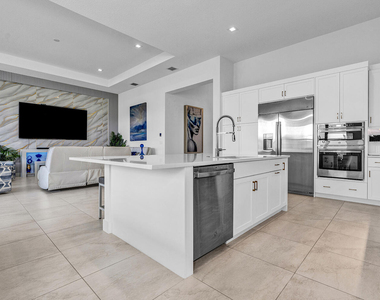9524 Riverside Park Drive - Photo Thumbnail 7
