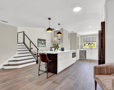 1506 Mizzenmast Way - Photo Thumbnail 9