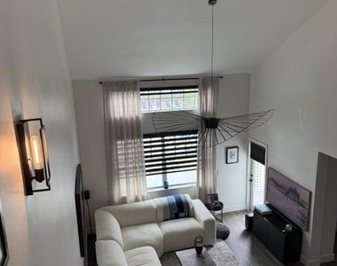 1506 Mizzenmast Way - Photo Thumbnail 49