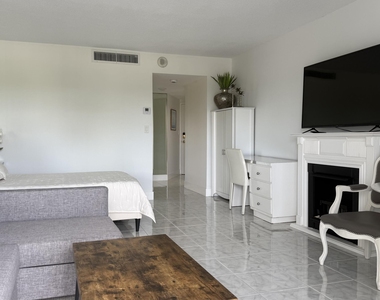 2600 N Flagler Drive - Photo Thumbnail 5