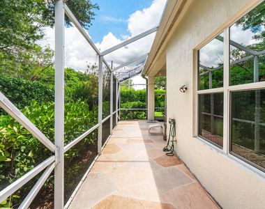 7087 Nw 78th Place - Photo Thumbnail 29
