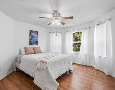 7087 Nw 78th Place - Photo Thumbnail 23