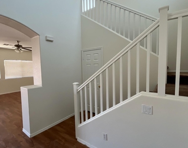 22257 N Gibson Drive - Photo Thumbnail 8