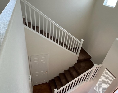 22257 N Gibson Drive - Photo Thumbnail 4