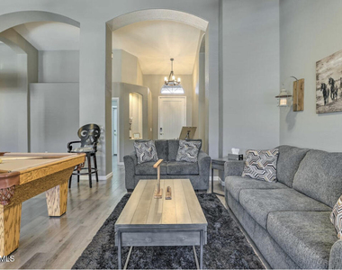 17977 W Hubbard Drive - Photo Thumbnail 9