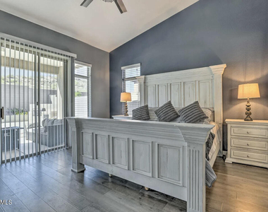 17977 W Hubbard Drive - Photo Thumbnail 13