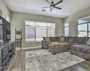 17977 W Hubbard Drive - Photo Thumbnail 4