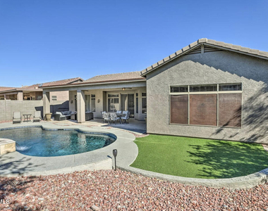 17977 W Hubbard Drive - Photo Thumbnail 31