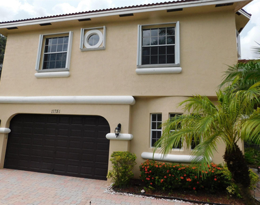 11751 Nw 1st Street - Photo Thumbnail 3