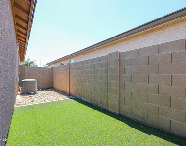 7009 S 78th Drive - Photo Thumbnail 31