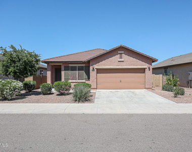 7009 S 78th Drive - Photo Thumbnail 2