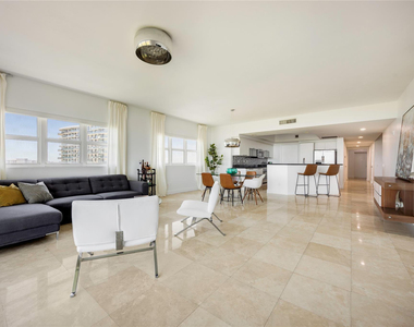 14951 Royal Oaks Lane - Photo Thumbnail 11