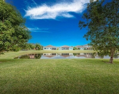 5574 55th Avenue - Photo Thumbnail 24