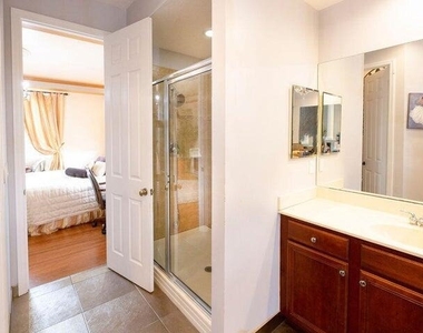 5574 55th Avenue - Photo Thumbnail 19