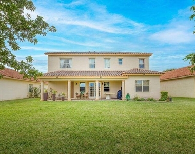 5574 55th Avenue - Photo Thumbnail 22