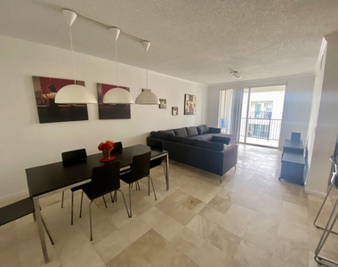 17100 N Bay Road - Photo Thumbnail 1