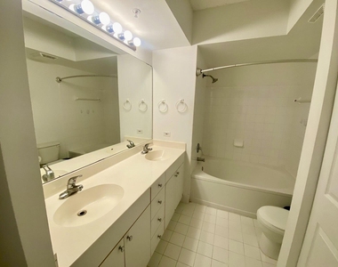 17100 N Bay Road - Photo Thumbnail 9