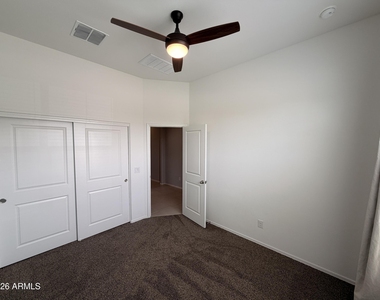 15628 W Smoketree Drive - Photo Thumbnail 14