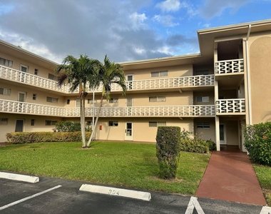 2721 Garden Drive N - Photo Thumbnail 22