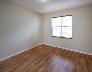 4015 Palm Place - Photo Thumbnail 17