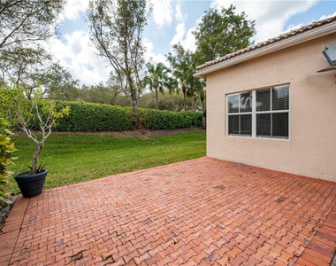 4015 Palm Place - Photo Thumbnail 10