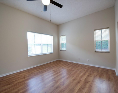 4015 Palm Place - Photo Thumbnail 13