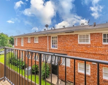 4148 Grassmere Lane - Photo Thumbnail 4