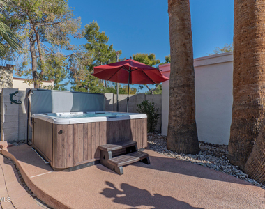 12636 N 68th Street - Photo Thumbnail 20