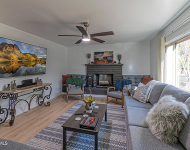 12636 N 68th Street - Photo Thumbnail 3