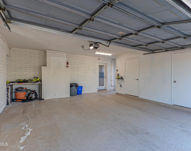 12636 N 68th Street - Photo Thumbnail 22