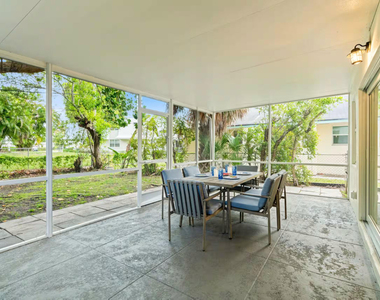 1216 Surf Road - Photo Thumbnail 23