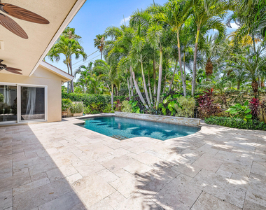 203 E River Park Drive - Photo Thumbnail 1