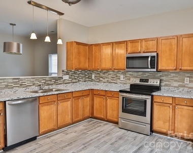 8946 Chalkstone Road - Photo Thumbnail 6