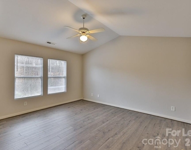 8946 Chalkstone Road - Photo Thumbnail 29