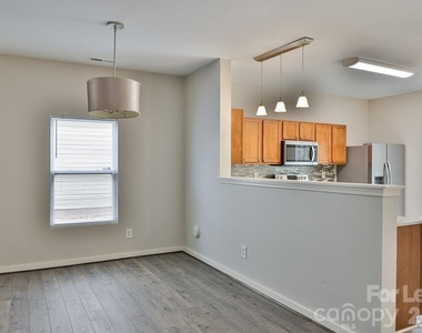 8946 Chalkstone Road - Photo Thumbnail 10