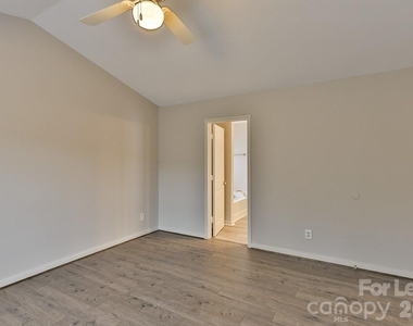 8946 Chalkstone Road - Photo Thumbnail 30
