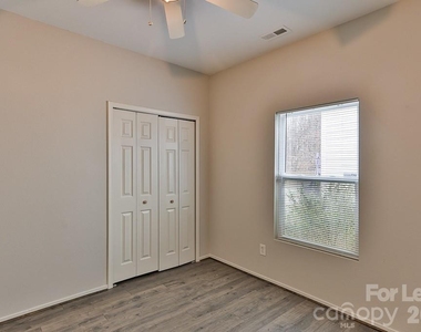 8946 Chalkstone Road - Photo Thumbnail 17