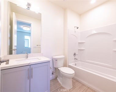 180 New Ave - Photo Thumbnail 21