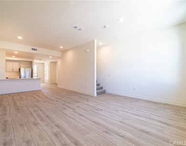 130 New Ave - Photo Thumbnail 13