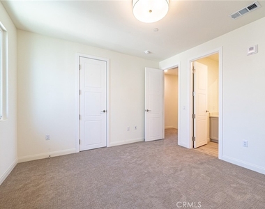 130 New Ave - Photo Thumbnail 18