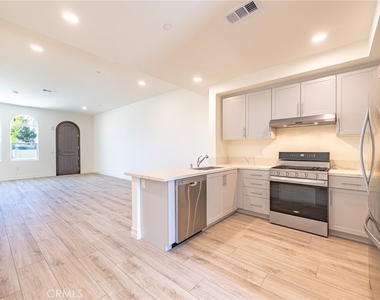 130 New Ave - Photo Thumbnail 15