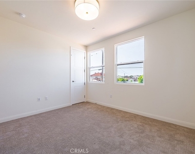 130 New Ave - Photo Thumbnail 23