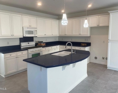 3630 Dunkirk Drive - Photo Thumbnail 3