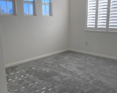 3630 Dunkirk Drive - Photo Thumbnail 15